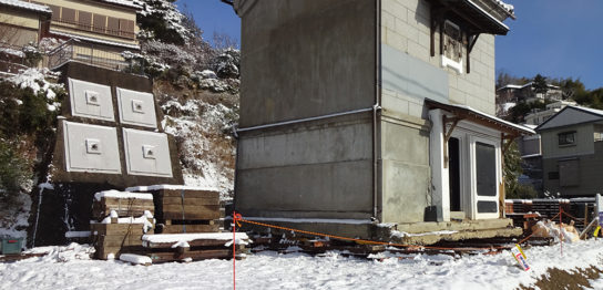 蔵の曳家（宮城県気仙沼市）