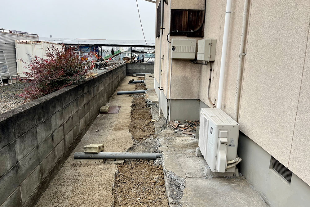二階建て住宅の不同沈下修正完了（埼玉県北葛飾郡）