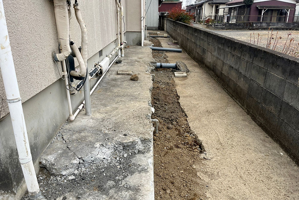 二階建て住宅の不同沈下修正完了（埼玉県北葛飾郡）