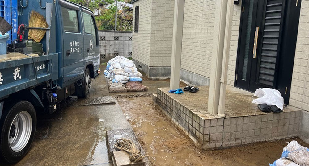 地盤沈下による不同沈下修正工事施工後（千葉県）