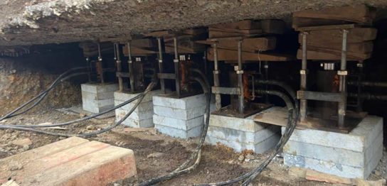 埼玉県地盤沈下修正と嵩上げ工事現場