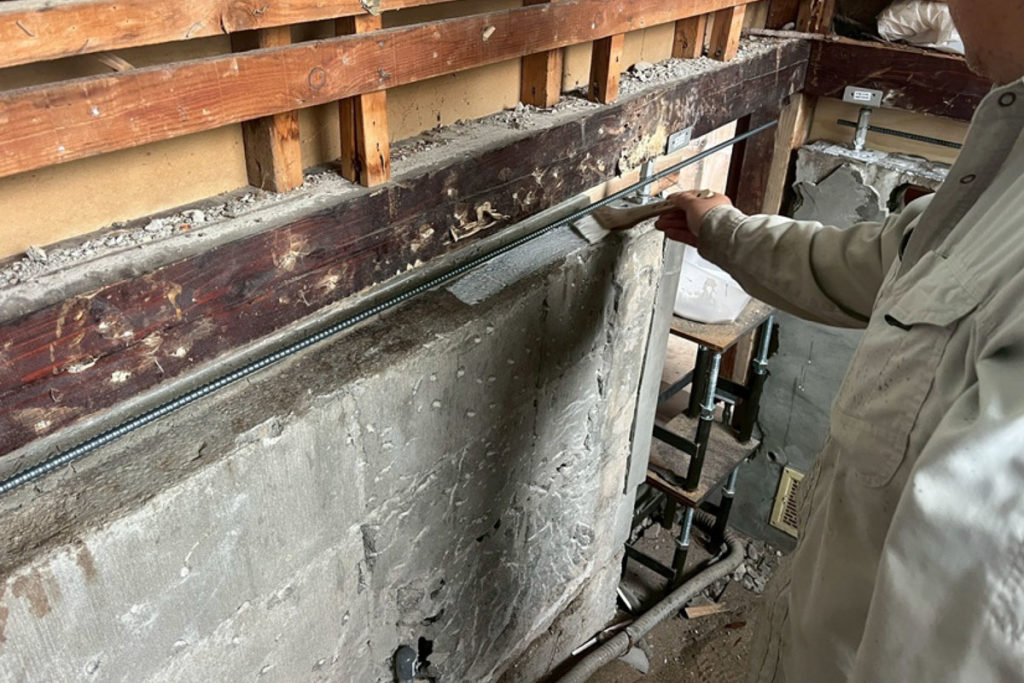 沈下修正工事による基礎作り