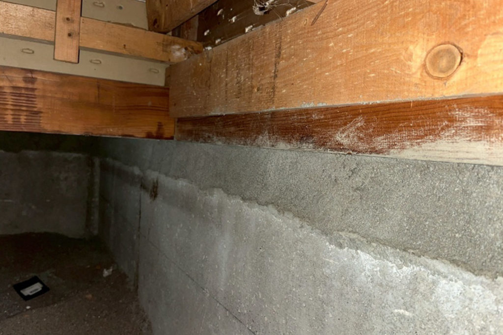 沈下修正工事による基礎作り