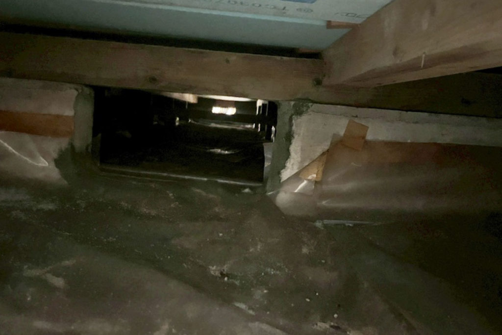 床下地盤空洞化（神奈川県横浜市）