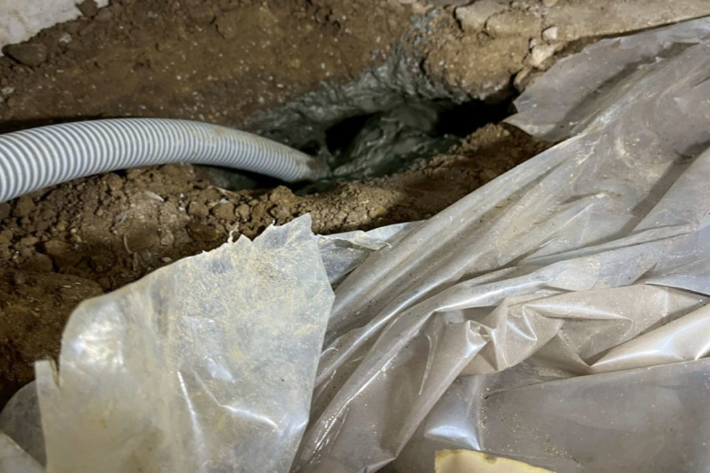 地盤空洞化穴埋め隙間充填（神奈川県横浜市）