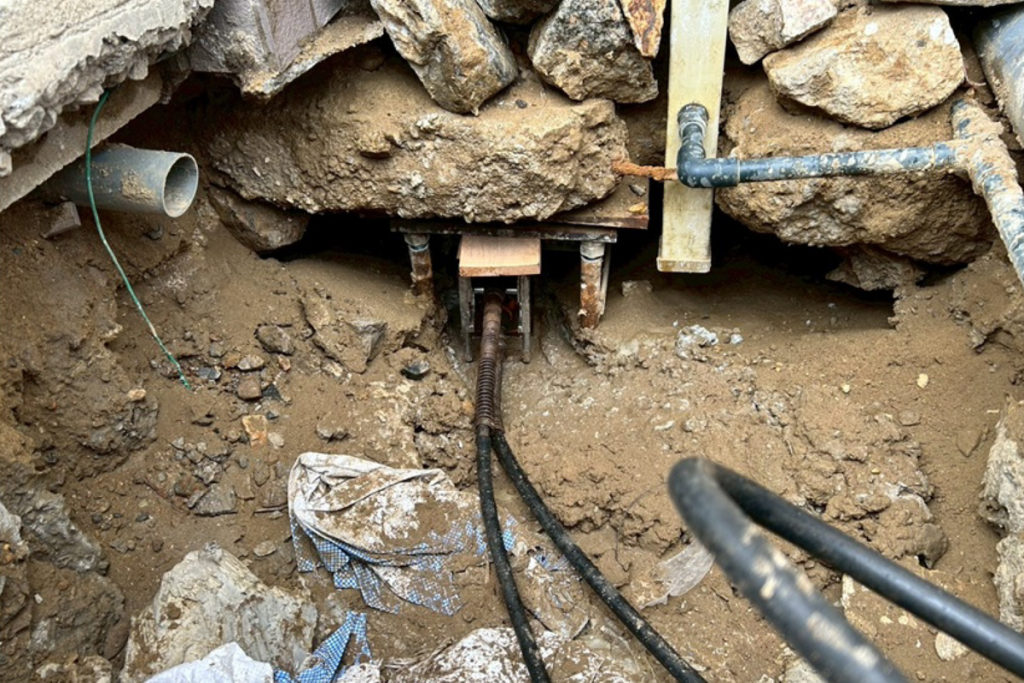 沈下修正工事ジャッキアップ（石川県羽咋市）