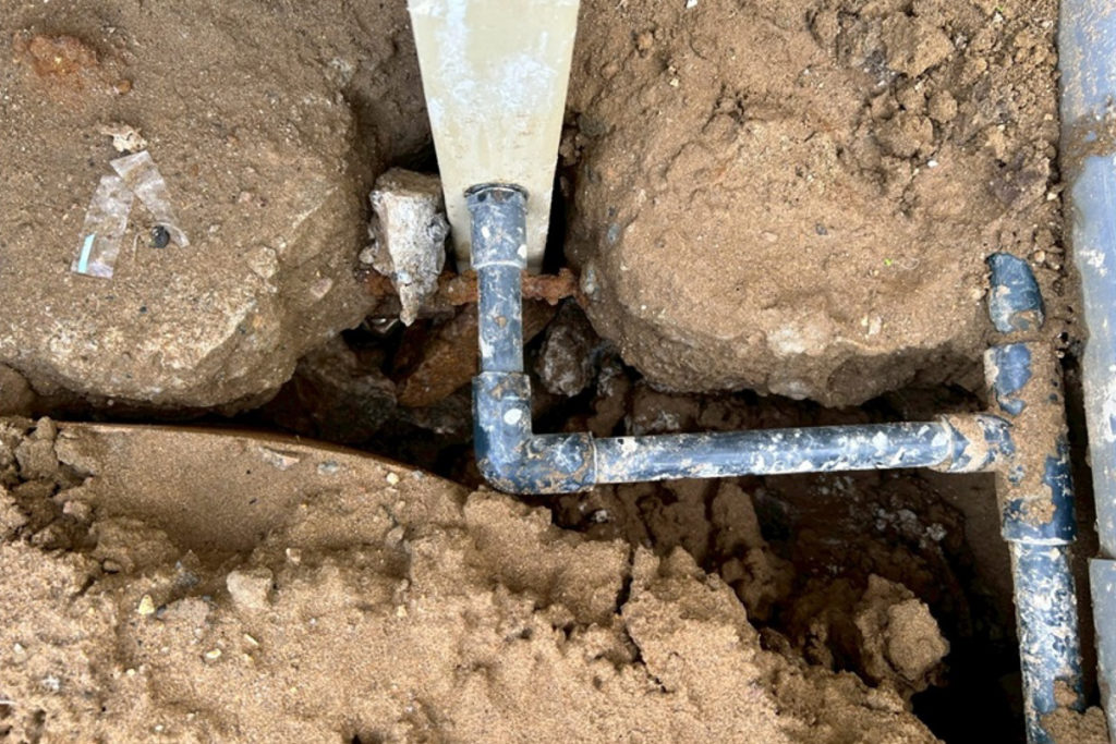 沈下修正工事隙間充填（石川県羽咋市）