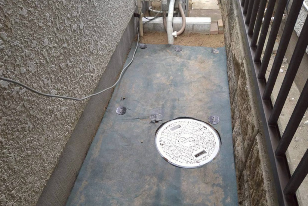 沈下修正工事（千葉県市川市）