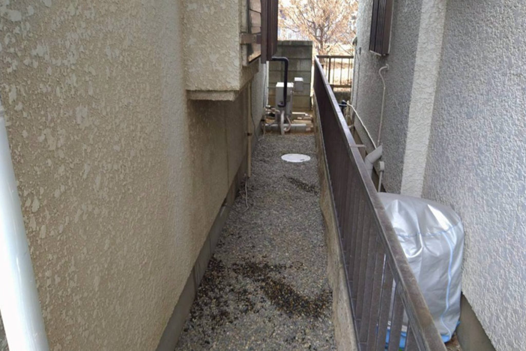 沈下修正工事（千葉県市川市）