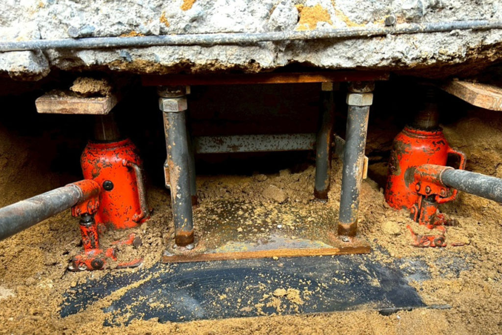 沈下修正工事（石川県羽咋市）